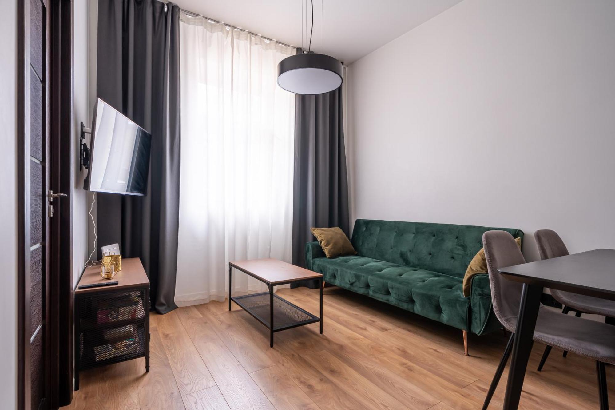 Lienes Iela Gem 1Br Apartment With Fireplace In Historic Unesco Center Rīga Exterior foto